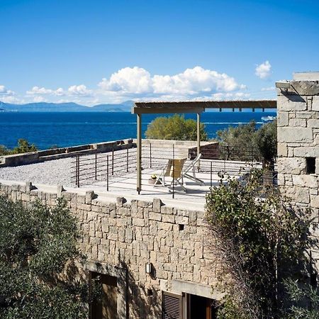 Nikolaou Art Residence Aegina エクステリア 写真