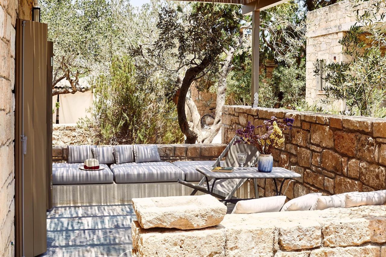 Nikolaou Art Residence Aegina エクステリア 写真