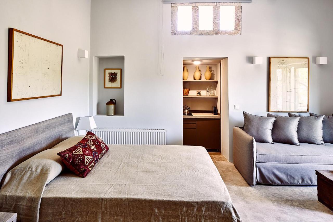 Nikolaou Art Residence Aegina エクステリア 写真