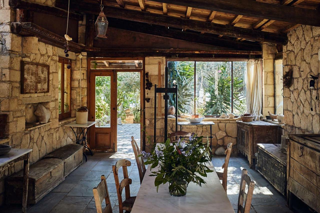Nikolaou Art Residence Aegina エクステリア 写真