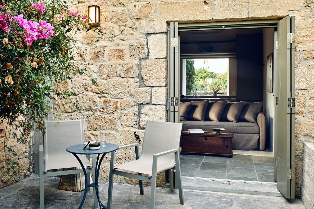 Nikolaou Art Residence Aegina エクステリア 写真